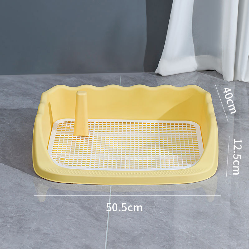 Qual projeto ajuda a prevenir derramamentos em sistemas sanitários de plástico para cães?